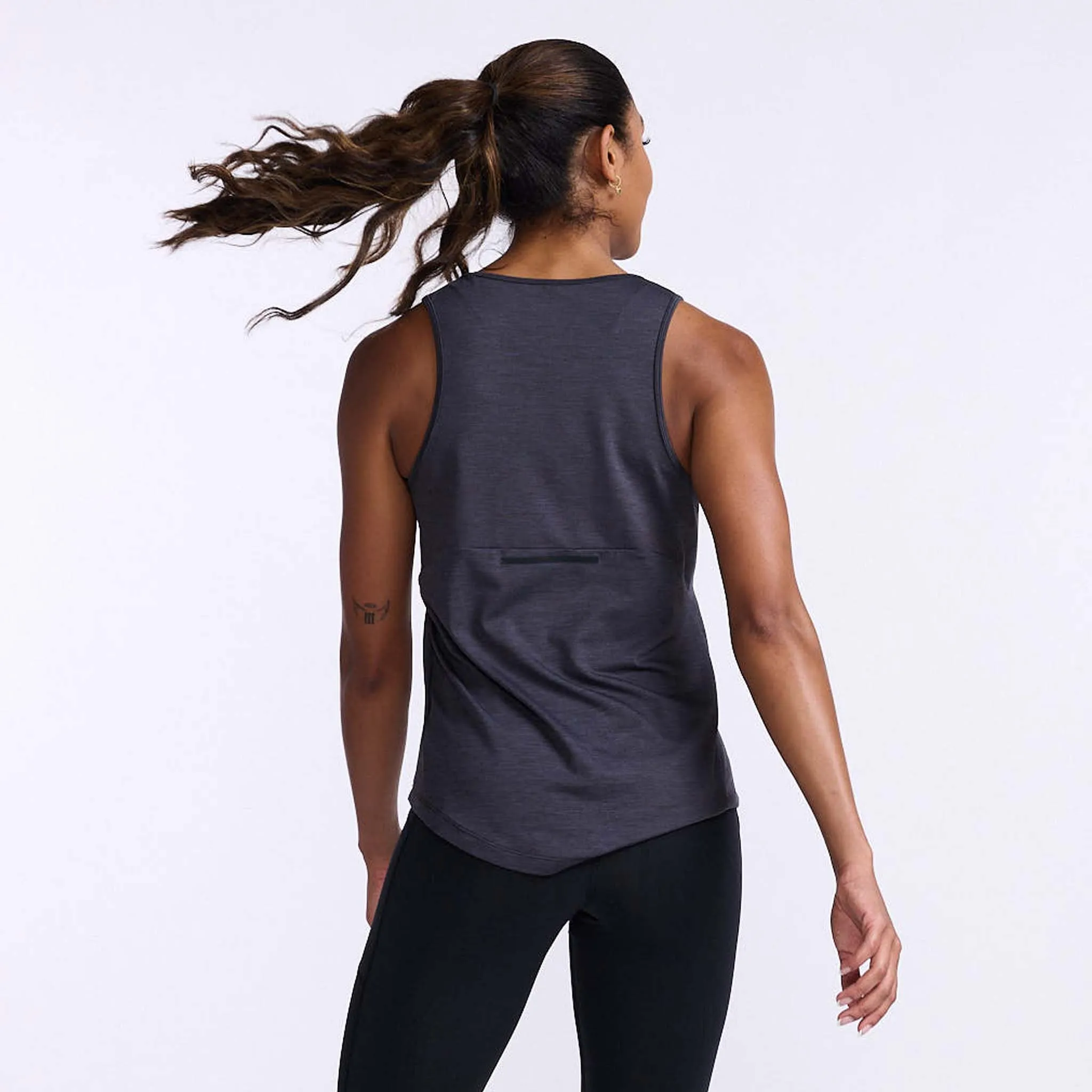 2XU | Women's Motion Tank - India Ink